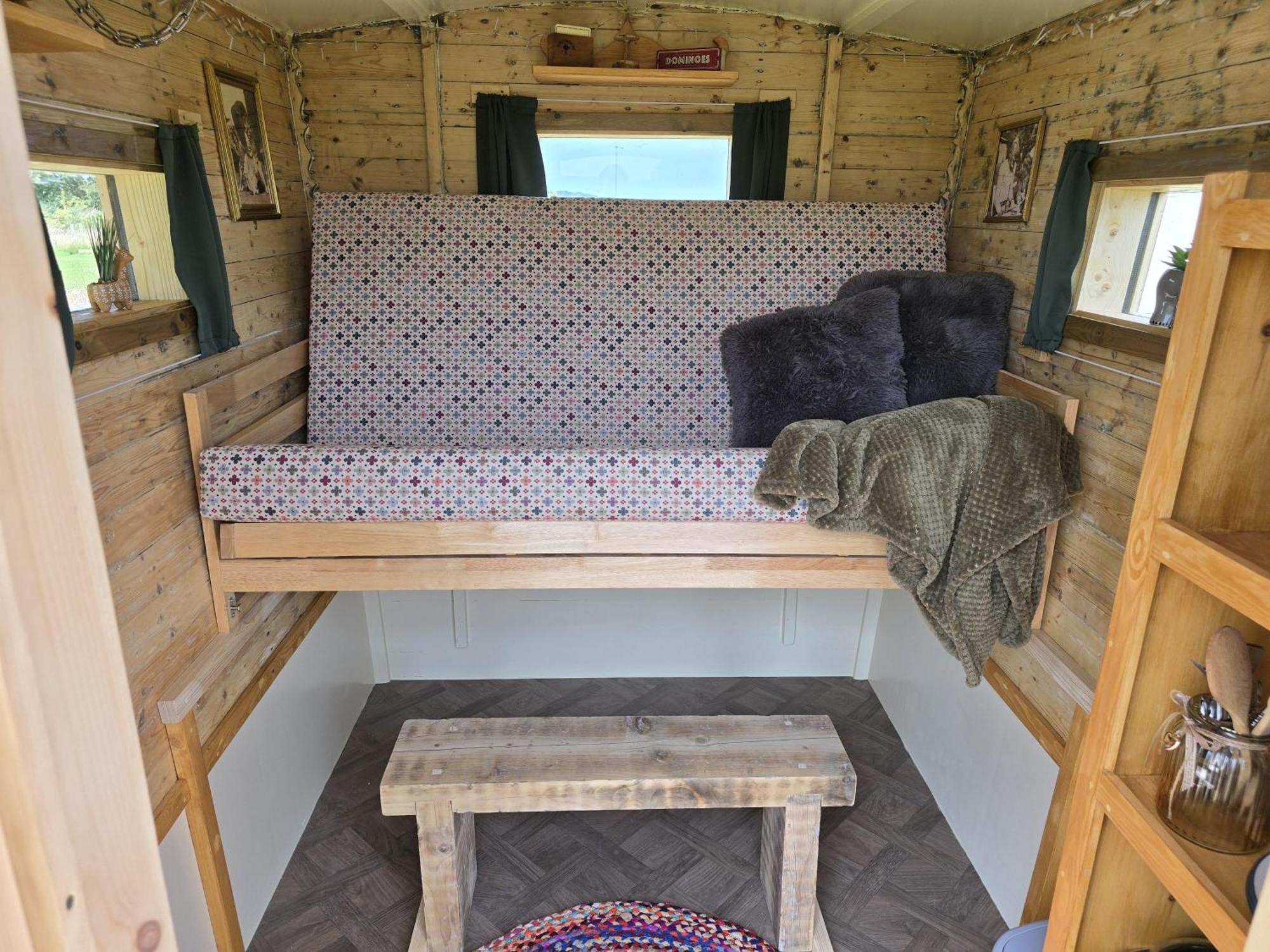 Holiday home Restored Circus Wagon Saltburn-by-the-Sea