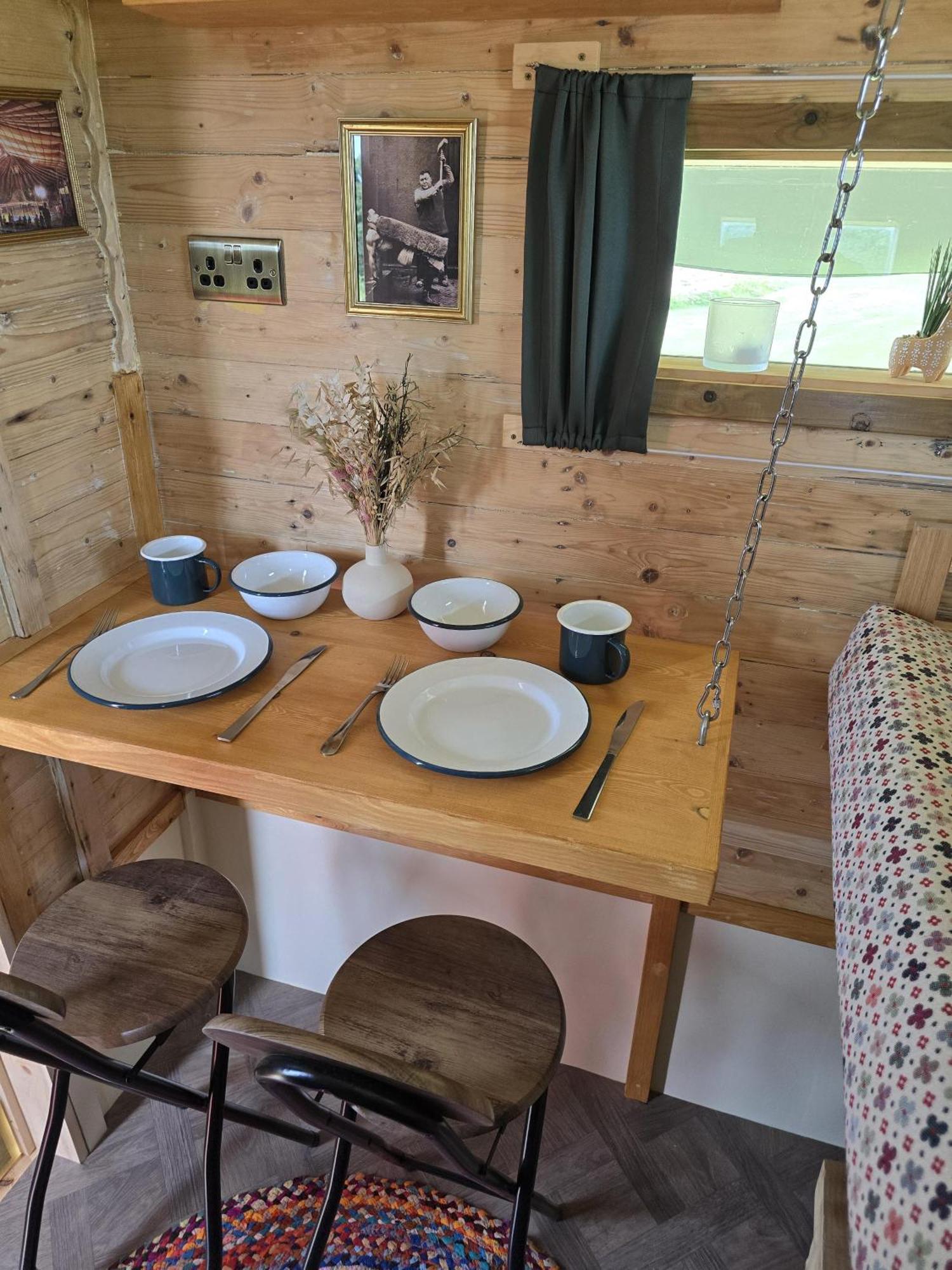 Holiday home Restored Circus Wagon *